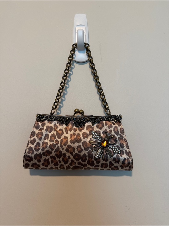 Guess Handbags - Vintage Guess cheetah print satin clutch purse w/ rhinestone bee emblem.